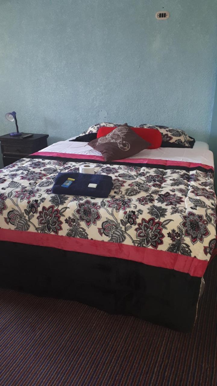 Hotel Kasa Kamelot 2 Quetzaltenango Eksteriør bilde